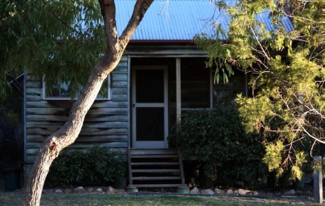 Cypress Ridge Cottages Ballandean Room photo